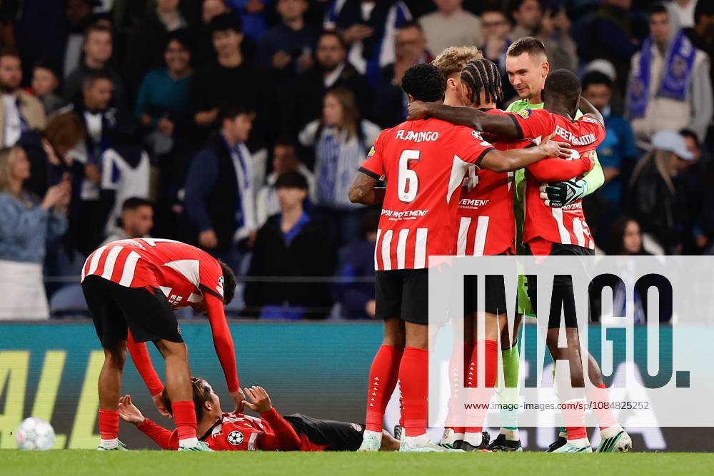 , Estadio do Dragao , season 2026 2027 , Champions League football , match between FC Porto and PSV , picture shows PSV celebrates the victory Porto - PSV x208888074x