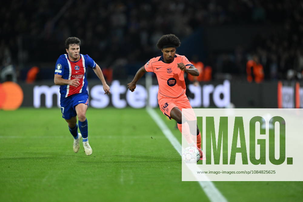 Paris Saint-Germain v Barcelona - UEFA Champions League PARIS, FRANCE - OCTOBER 20: Karim Adeyemi of Barcelona in action during UEFA Champions League match between Paris Saint-German and Barcelona at Parc des Princes in Paris, France on October 20, 2026. Mustafa Yalcin Anadolu Paris France. Editorial use only. Please get in touch for any other usage.