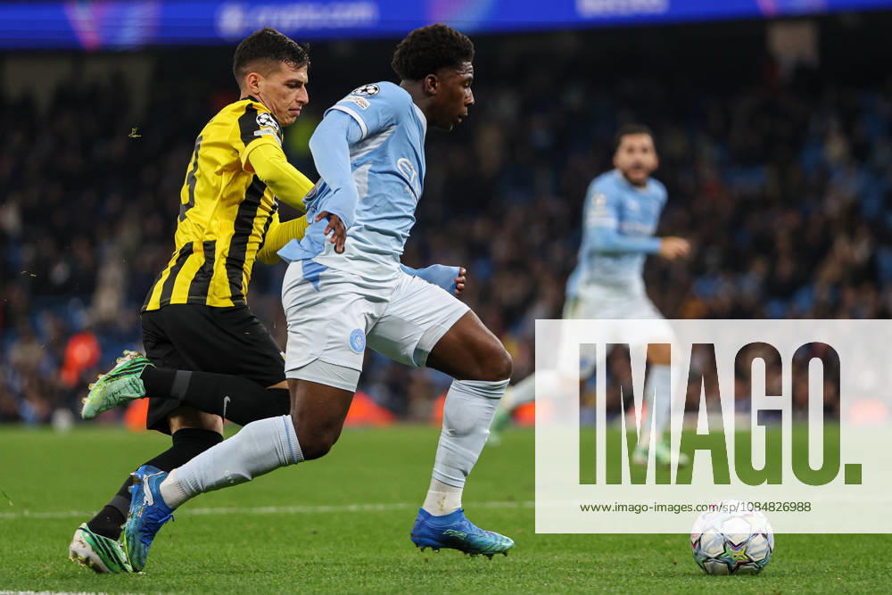 20th October 2026; Etihad Stadium, Manchester, England; UEFA Champions League Football, Manchester City versus AEK Athens; Ryan McAidoo of Manchester City runs with the ball AidanxHunter
