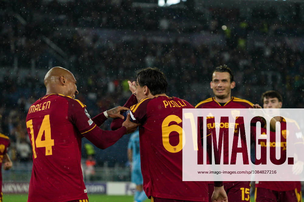 IPA89965269 - Niccolo Pisilli of AS Roma and Donyell Malen of AS Roma during the AS Roma vs. Slovan Bratislava UEFA Champions League soccer match in Rome, Italy, on October 20, 2026