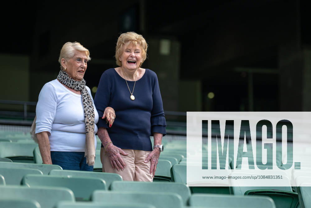 Olympic Games, Olympische Spiele, Olympia, OS ANNIVERSARY DINNER, Sandra Morgan-Beavis (left) and Marlene Mathews (right) pose for photos as part of 1956 Olympic Games 70th Anniversary Celebrations, in Melbourne, Wednesday, October 21, 2026. ( NO ARCHIVING MELBOURNE VICTORIA Australia
