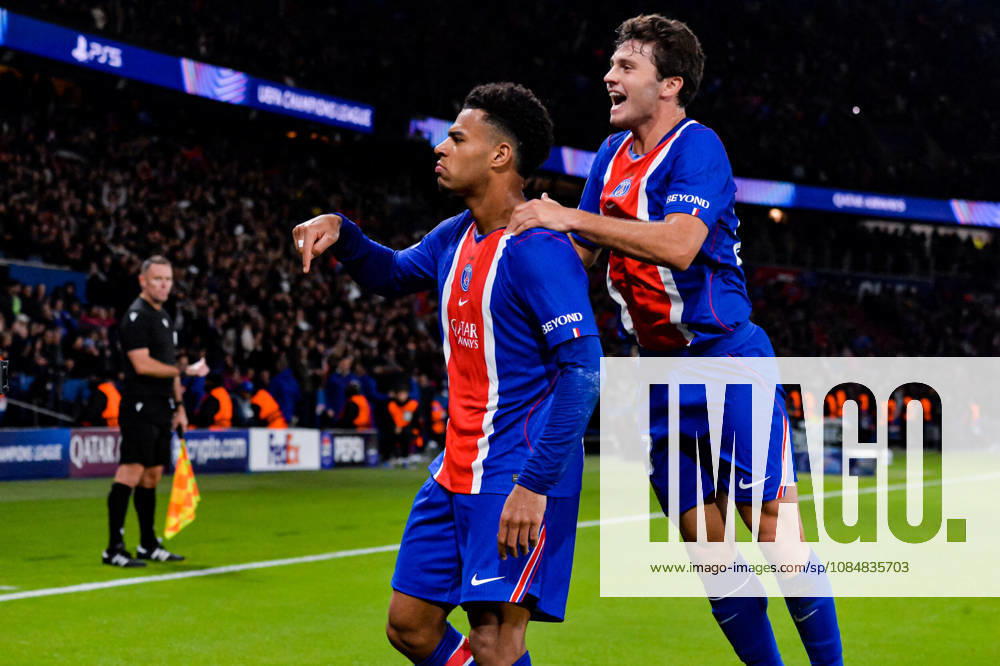 Joie des joueurs du Paris SG aprés le but de Desire Doue (Paris SG) - Match de Ligue Des Champions 2026-2027 (LDC) PSG - Barcelone (4-2) au Parc des Princes à Paris, le 20 octobre 2026. 2026-2027 Champions League (UCL) match: PSG vs. Barcelona (4–2) at the Parc des Princes in Paris, October 20, 2026. Paris France