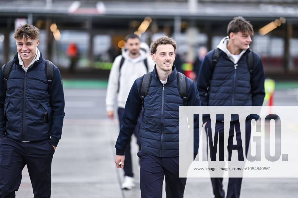 Tibe De Vlieger of KAA Gent and Gilles De Meyer of KAA Gent pictured at the departure of Belgian soccer team KAA Gent, travelling from Oostende Airport to Porto, Portugal, on Wednesday 21 October 2026. The team will play Tomorrow the second match of the UEFA Conference League league phase against Portuguese SC Braga. TOM GOYVAERTS TomxGoyvaerts x190477338x