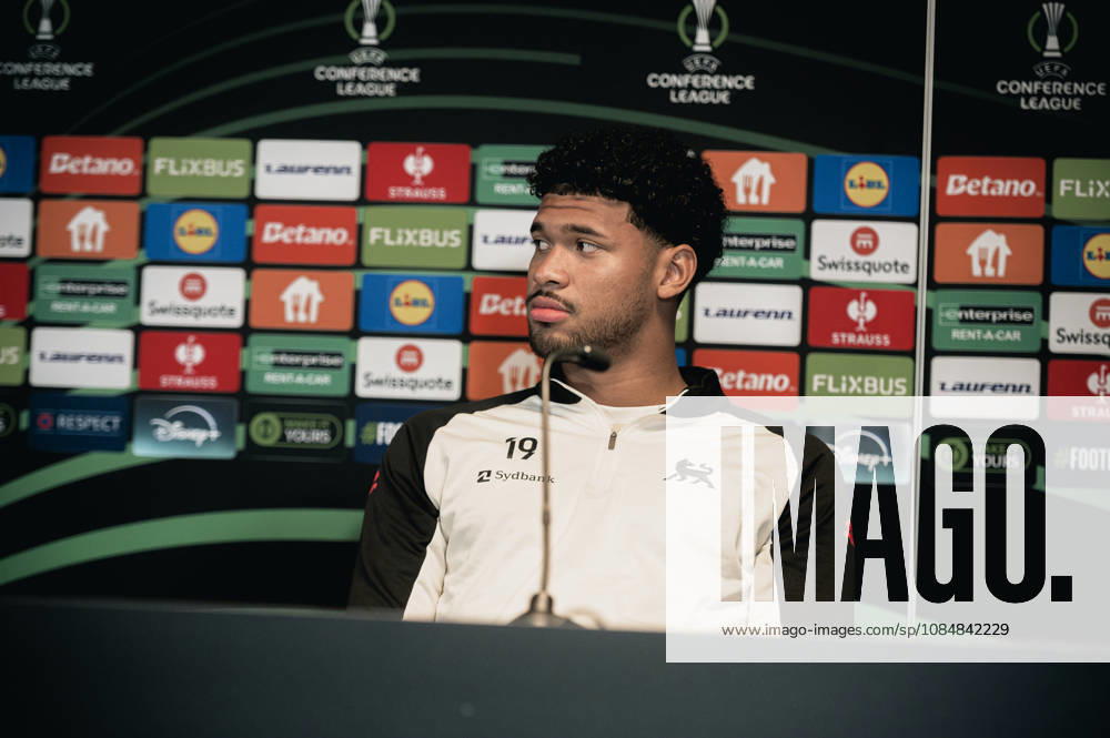 FC Midtjylland press conference, PK, Pressekonferenz - UEFA Conference League Herning, Denmark - October 21: Head coach Mike Tullberg and Pedro Bravo during a press conference ahead of a match between FC Midtjylland and St. Truidense in UEFA Conference League at MCH Arena Herning MCH Arena Denmark