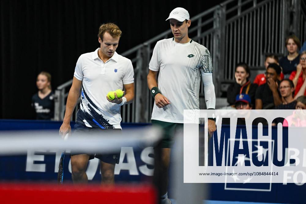 Michael Geerts of Belgium, Joran Vliegen of Belgium pictured in action during the European Open ATP, Tennis Herren tennis tournament in Brussels, on 21 October. This year s edition of the tournament is taking place from 17 to 25 October DAVIDxPINTENS x190499642x