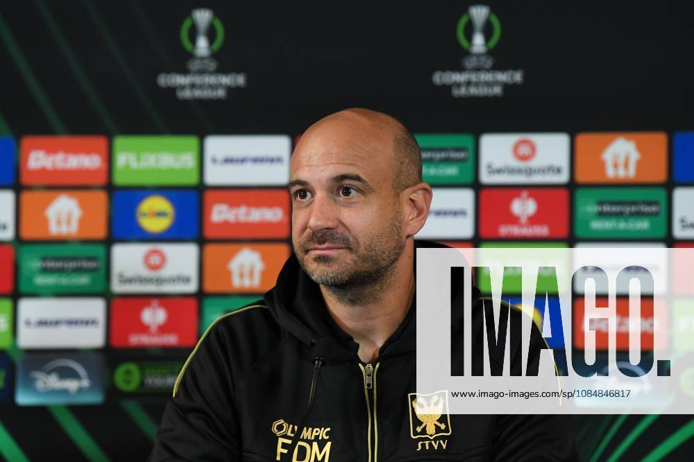 STVV s head coach Frederic De Meyer pictured during a press conference, PK, Pressekonferenz of Belgian soccer team Sint-Truidense VV, Wednesday 21 October 2026 in Herning, Denmark, in preparation of tomorrow s game against Danish FC Midtjylland on the second day of the UEFA Conference League league phase. JILLxDELSAUX x190514576x