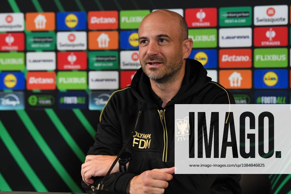 STVV s head coach Frederic De Meyer pictured during a press conference, PK, Pressekonferenz of Belgian soccer team Sint-Truidense VV, Wednesday 21 October 2026 in Herning, Denmark, in preparation of tomorrow s game against Danish FC Midtjylland on the second day of the UEFA Conference League league phase. JILLxDELSAUX x190514527x