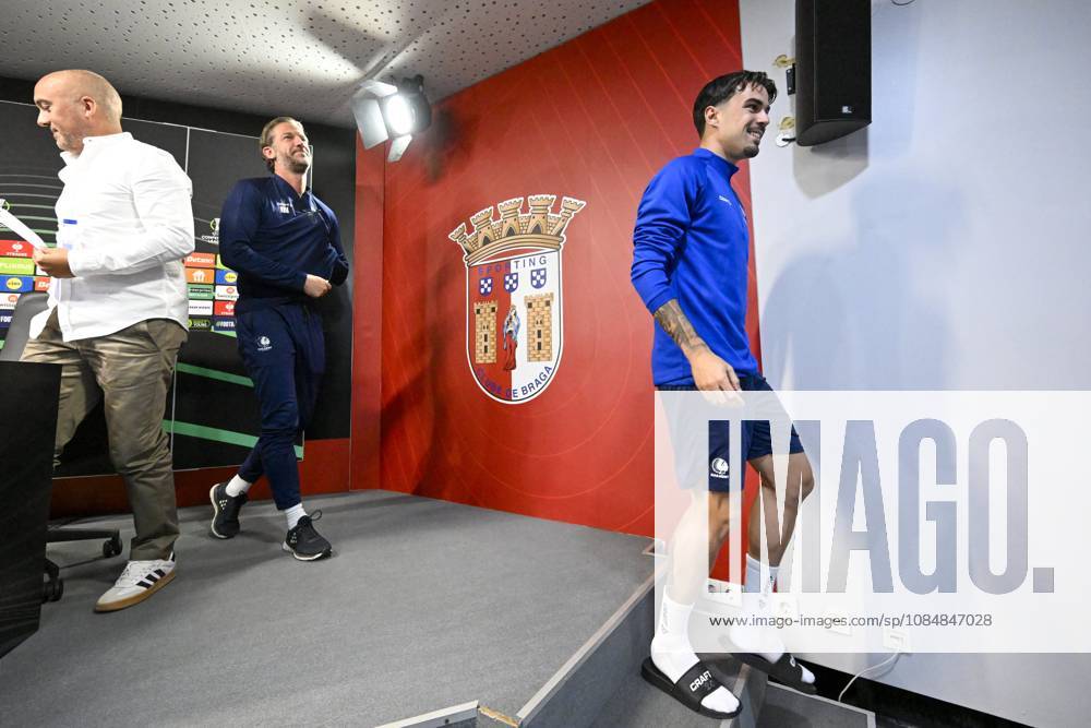 SC Braga v KAA Gent - UEFA Conference League Media Activities 21 10 2026 BRAGA, PORTUGAL - OCTOBER 21 : De Mil Rik head coach of KAA Gent and Tiago Alves Araujo Felipe defender of KAA Gent speaking with the media during a pre-match press conference, PK, Pressekonferenz ahead of the UEFA Conference League 2026 27 League Phase matchday 2 match between SC Braga and KAA Gent on October 21, 2026 in Braga, Portugal, 21 10 2026 Braga Portugal