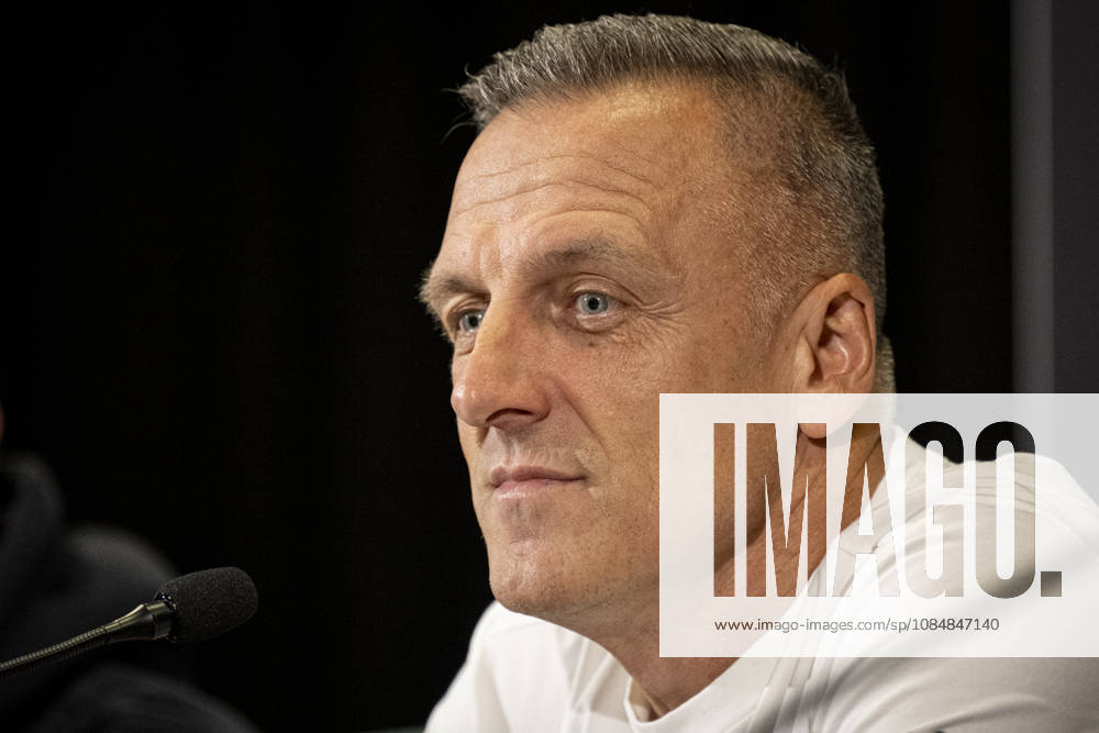 Coach of FK Jablonec Lubos Kozel speaks during the press conference, PK, Pressekonferenz prior to the Football Conference League 2nd round match FK Jablonec vs Brighton, Czech Republic, October 21, 2026. (CTKxPhoto RadekxPetrasek) CTKPhotoP2026102107237 CTKPhotoP2026102107237