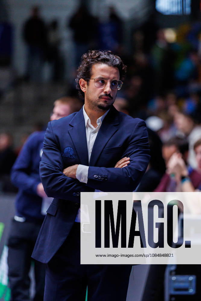 Assistant Coach Sepehr Tarrah (Frankfurt Skyliners) during the BKT EuroCup match on gameday 4 between Frankfurt Skyliners vs. La Laguna Tenerife at Suwag Energie Arena on October 21, 2026 in Frankfurt, Germany Hessen Deutschland