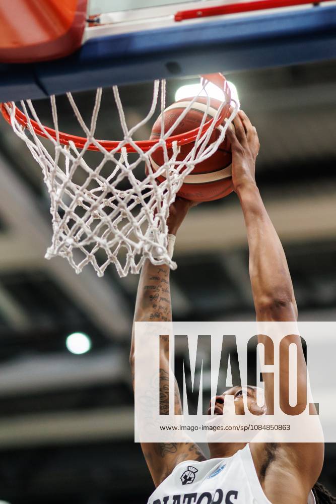 Terrell Harris of the Gladiators Trier dunking, action shot, cutout image: Vet Concept Gladiators Trier vs. KK Split, basketball, FIBA Europe Cup, Matchday 3, 2026–2027 season, October 21, 2026 Vet Concept Gladiators Trier vs. KK Split, Basketball, FIBA Europe Cup, Matchday 3, 2026–2027 Season
