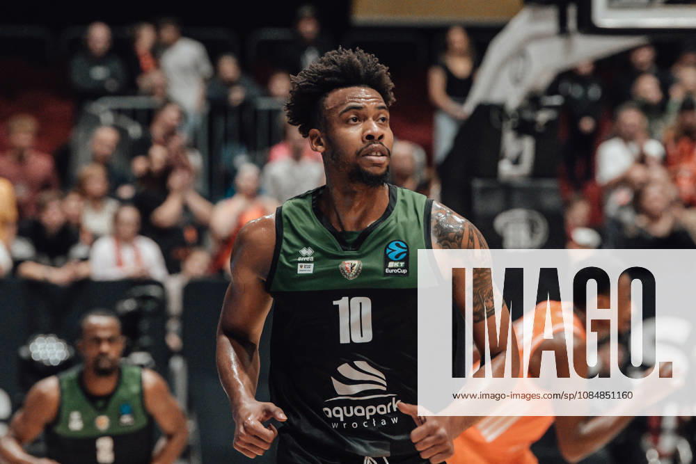 Game Day 4 of the Basketball Eurocup: Niners Chemnitz vs. Slask Wroclaw, October 21, 2026, starting at 7:00 p.m., Chemnitz, Chemnitz Arena. Pictured: No. 10 Paul Scruggs. Game Day 4 of the Basketball Eurocup: Niners Chemnitz vs. Slask Wroclaw, Chemnitz, Saxony, Germany