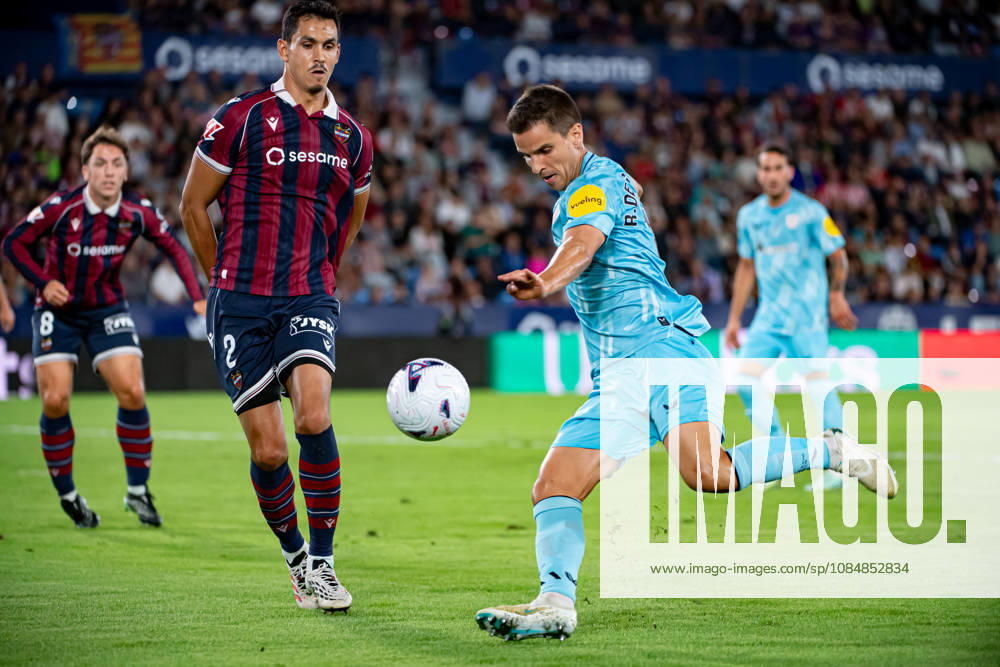 RUIZ DE GALARRETA of Athletic Club in action during the LaLiga EA Sports, match between Levante UD and Athletic Club at Ciutat de Valencia stadium Soccer 2026: LaLiga: Levante UD - Athletic Club - ZUMAs385 20261021_zsp_s385_016