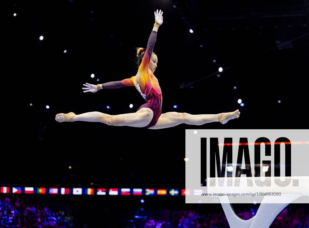 ROTTERDAM - Qinqin Ke (China) during the team final at the World Gymnastics Championships in Rotterdam Ahoy. IRIS VAN DEN BROEK ANP ANPxSportx IVx 573185688 originalFilename: 573185688