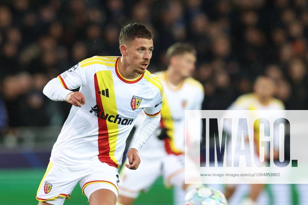 Lens Thorgan Hazard is pictured in action during a soccer game between Belgian Club Brugge KV and French Racing Club de Lens, Wednesday 21 October 2026 in Brugge, on day three of the UEFA Champions League league phase. BRUNOxFAHY x190539767x