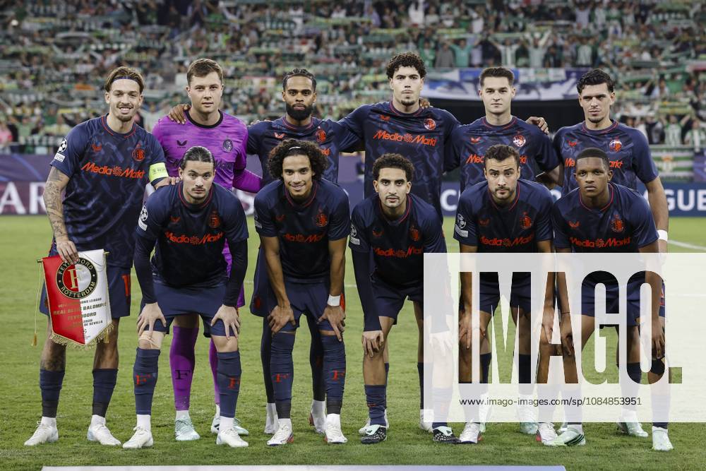 SEVILLE - The Feyenoord squad ahead of the UEFA Champions League match between Real Betis and Feyenoord at the La Cartuja de Sevilla stadium, on October 21, 2026 in Seville, Spain. BAS CZERWINSKI ANP UEFA Champions League 2026-2027 ANPxSportx IVx 573188245 originalFilename: 573188245