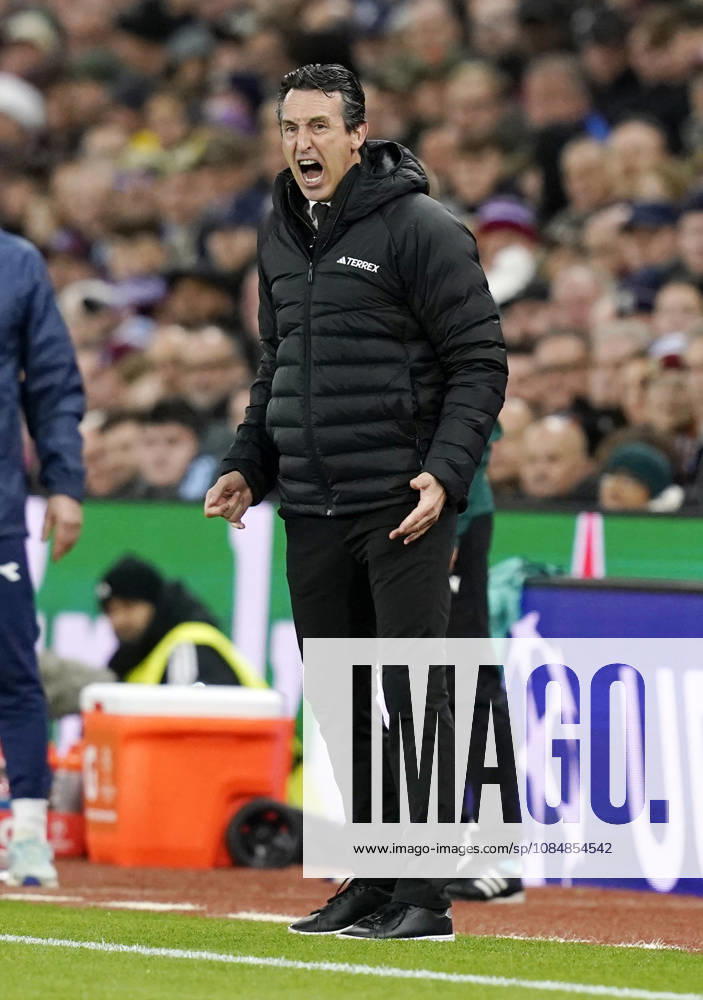 Birmingham, England, 21st October 2026. Unai Emery head coach of Aston Villa during the Aston Villa vs Viking FK UEFA Champions League match at Villa Park, Birmingham. Picture credit should read: Andrew Yates Sportimage . SPI_018_AY_Villa_Viking SPI-5091-0019