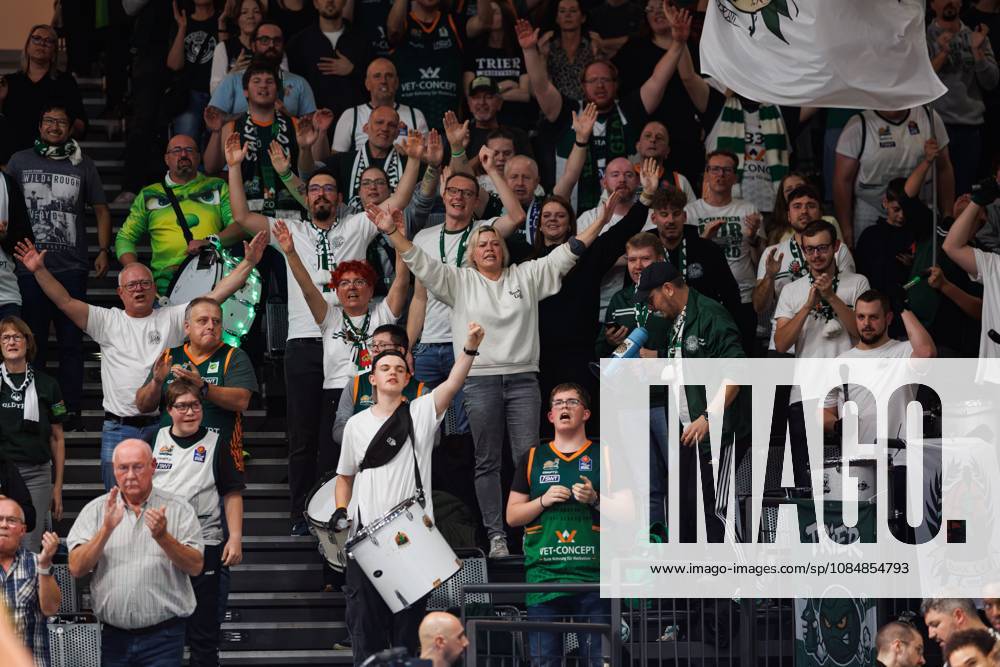 Trier fan section cheers; jubilation, joy, excitement; Vet Concept Gladiators Trier vs. KK Split, basketball, FIBA Europe Cup, Matchday 3, 2026–2027 season, October 21, 2026 Vet Concept Gladiators Trier vs. KK Split, basketball, FIBA Europe Cup, Matchday 3, 2026–2027 season