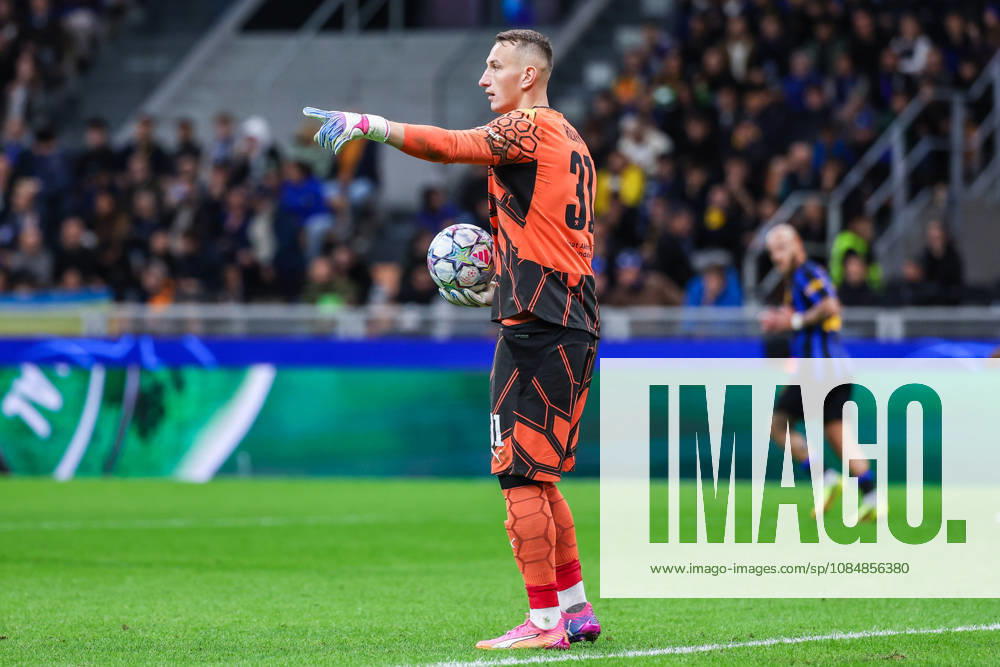 Dmytro Riznyk of FC Shakhtar Donetsk seen in action during UEFA Champions League 2026 27 League Phase - Matchday 3 football match between FC Internazionale and FC Shakhtar Donetsk. Italy