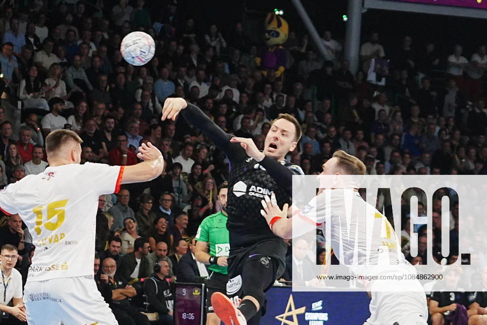 HANDBALL - CHAMPIONS LEAGUE - NANTES v VARDA SKOPJE - 21 10 2026 Nantes 21 Octobre 2026 10 Rok Ovnicek of HBC Nantesduring the EHF Champions League, handball match between HBC Nantes and Vardar Skopje on 21 October 2026 at H Arena in Nantes, France - Photo Laurent Lairys NantesFrance
