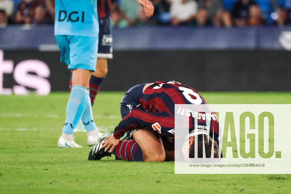 ESP LaLiga EA Sports UD Levante vs. Athletic Club Jon Ander Olasagasti of Levante during the LaLiga EA Sports match between UD Levante and Athletic Club Bilbao, played at the Ciudad de Valencia Stadium in Valencia on October 21, 2026, in Valencia, Spain. Soccer