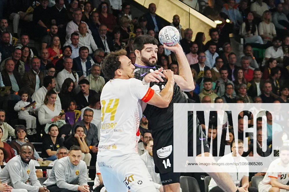 Nantes 21 Octobre 2026 14 Imanol Garciandia of HBC Nantes and 34 I. Puleio of Varda Skopje during the EHF Champions League, handball match between HBC Nantes and Vardar Skopje on 21 October 2026 at H Arena in Nantes, France - Photo Nantes France - ZUMAl193 20261021_zsp_l193_029