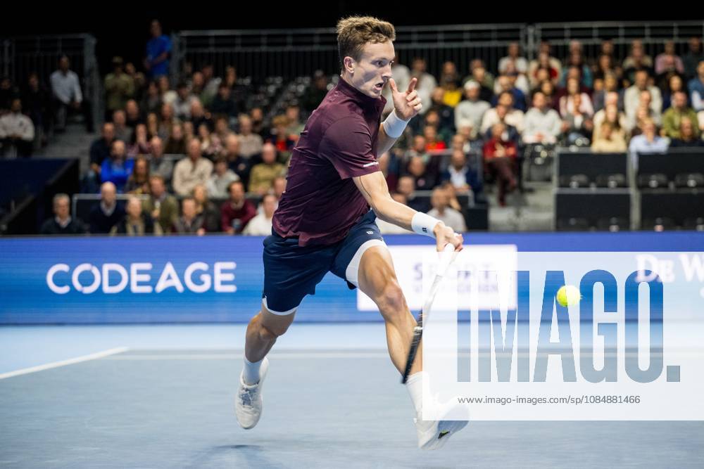 Jiri Lehecka of the Czech Republic pictured in action during the European Open ATP, Tennis Herren tennis tournament in Brussels, on Thursday 22 October. This year s edition of the tournament is taking place from 17 to 25 October JASPERxJACOBS x190644608x