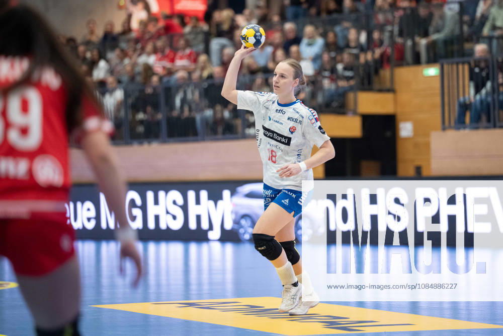 TULLN AN DER DONAU , OESTERREICH - OCTOBER 22: Pernille Brandenborg aus Faroer waehrend des Handball, Frauen-Nationalteam, Testspiel: Oesterreich vs. Faeroeer in der Josef-Welser-Sporthalle am October 22, 2026 in Tulln an der Donau , OESTERREICH, NIEDEROESTERREICH. TULLN AN DER DONAU, AUSTRIA - OCTOBER 22: Pernille Brandenborg of the Faroe Islands during the women s international handball friendly match between Austria and the Faroe Islands at the Josef-Welser-Sporthalle on October 22, 2026 in Tulln an der Donau, AUSTRIA, LOWER AUSTRIA.
