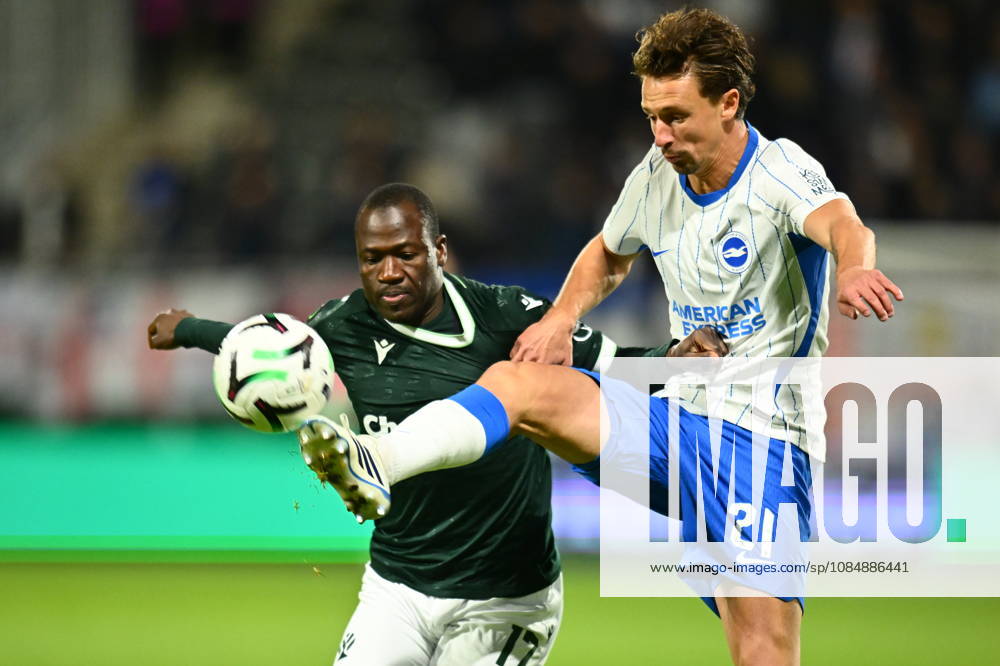Football Conference League 2nd round match FK Jablonec vs Brighton in Jablonec nad Nisou, Czech Republic, October 21, 2026. From left Saidou Alioum of Jablonec and Olivier Boscagli of Brighton. (CTKxPhoto RadekxPetrasek) CTKPhotoP2026102207945 CTKPhotoP2026102207945