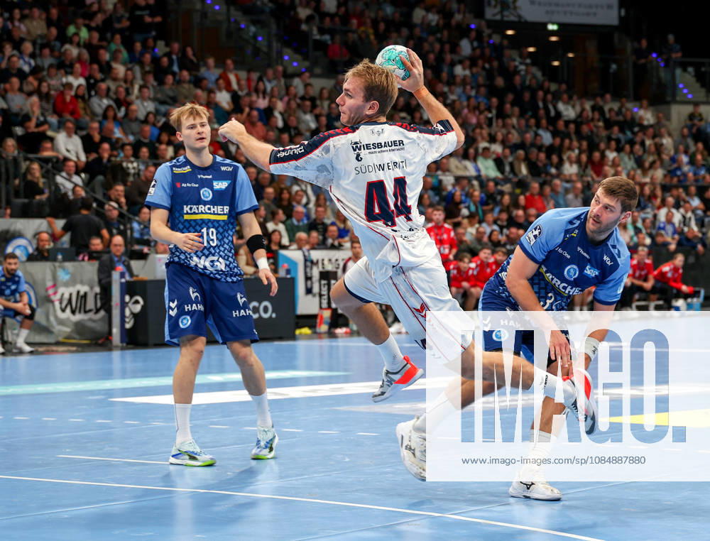 Germany, Stuttgart, Opel HBL, 2026–2027 Bundesliga, TVB Stuttgart vs. SG BBM Bietigheim, Mathias Rohde Larson (BBM)