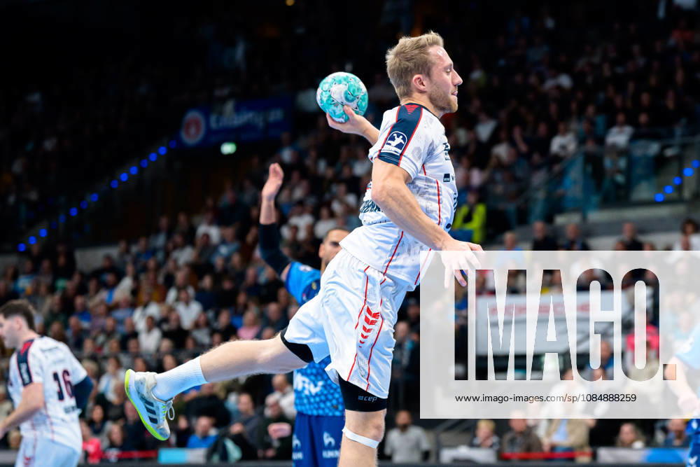 Stuttgart HBL 26 27 TVB Stuttgart SG BBM Bietigheim Lukas Wucherpfennig Bietigheim Stuttgart Porsche Arena Baden-Württemberg Germany