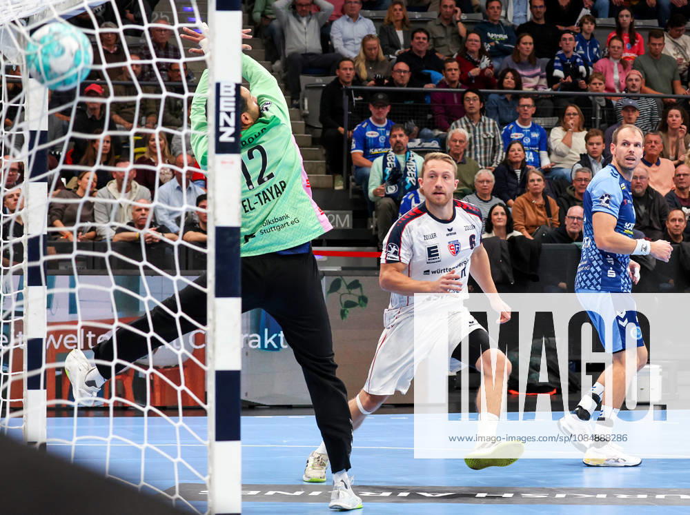 Germany, Stuttgart, Opel HBL, 2026–2027 Bundesliga, TVB Stuttgart vs. SG BBM Bietigheim, from left: Mohamed Essam Moustafa El Tayar (TVB), Lukas Wucherpfennig (BBM)
