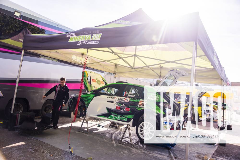 AUTO - CRITERIUM DES CEVENNES 2026 32 VILLIOD Alexandre, PASCAUD Loris, Peugeot 208 Rally4, PH by Minerva Oil, ambiance during the Critérium des Cévennes 2026, 8th round of the Championnat de France des Rallyes 2026, from October 23 to 24, 2026 in Brissac, France - BrissacFrance