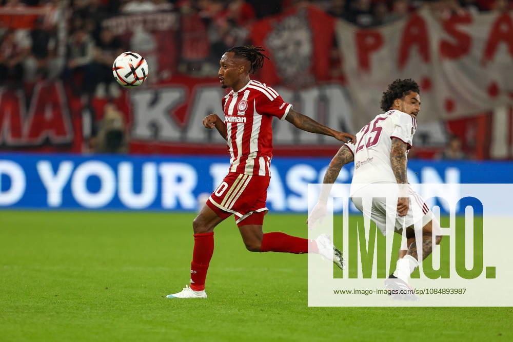Olympiacos F.C. v AC Sparta Prague UEFA Europa League Gelson Martins of Olympiacos F.C. and Ki-Jana Hoever of AC Sparta Prague during the UEFA Europa League match at Karaiskakis Stadium, Piraeus 22 10 2026 UK Newspapers OUT