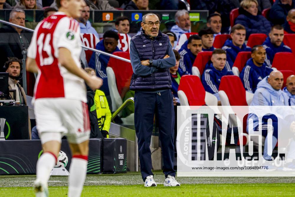 AMSTERDAM - Head coach Maurizio Sarri of Atalanta BC during the UEFA Conference League match between AFC Ajax and Atalanta BC at the Johan Cruijff ArenA on October 22, 2026 in Amsterdam, the Netherlands. WART BRINKERHOF ANP Conference League 2026 27 ANPxSportx xMarcelxterxBalsxIVx 573296202 originalFilename: 573296202
