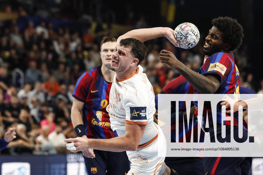 Kyllian Villeminot of Montpellier HB in action during the EHF Champions League handball match played between FC Barcelona, Barca and Montpellier HB at Palau Blaugrana on October 22, 2026 in Barcelona, Spain. FC Barcelona V Montpellier HB - EHF Champions League 2026 2027 - ZUMAa181 20261022_zaa_a181_123