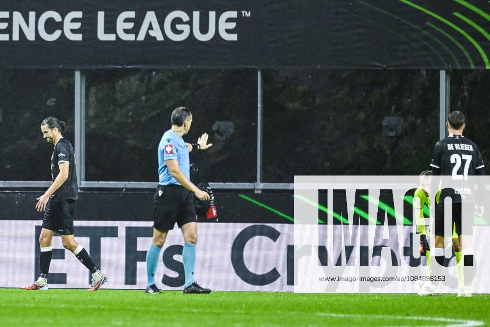 Christian Burgess of KAA Gent looks dejected during a soccer game between Portuguese SC Braga and Belgian soccer team KAA Gent, Thursday 22 October 2026 in Braga, Portugal, the second match in the UEFA Conference League league phase. TOM GOYVAERTS TomxGoyvaerts x190699424x