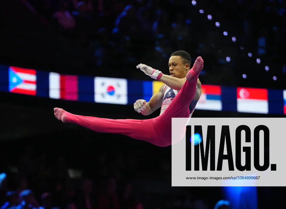 Joe Fraser of Great Britain on the horizontal bar during the artistic gymnastics competition on Day 6 of the World Championships at Ahoy in Rotterdam, Netherlands, on October 22, 2026. DeFodi Images