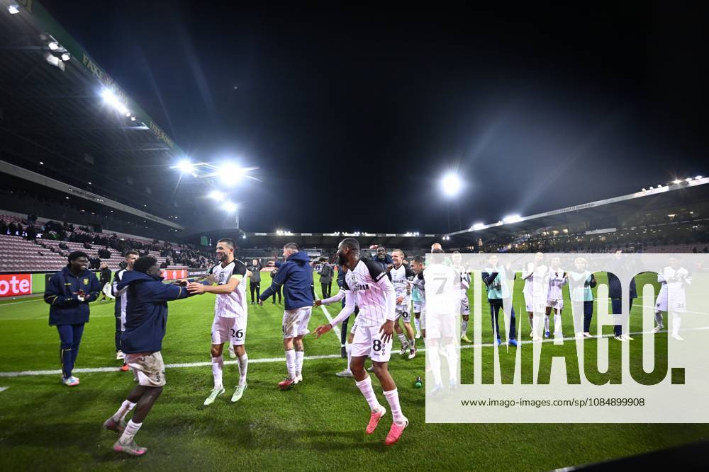 FC Midtjylland v Sint-Truidense VV - UEFA Conference League HERNING, DENMARK - OCTOBER 22 : players of Sint-Truidense VV celebrate the victory after the UEFA Conference League 2026 27 League Phase matchday 2 match between FC Midtjylland and Sint-Truidense VV on October 22, 2026 in Herning, Denmark, 22 10 2026 Herning Denmark