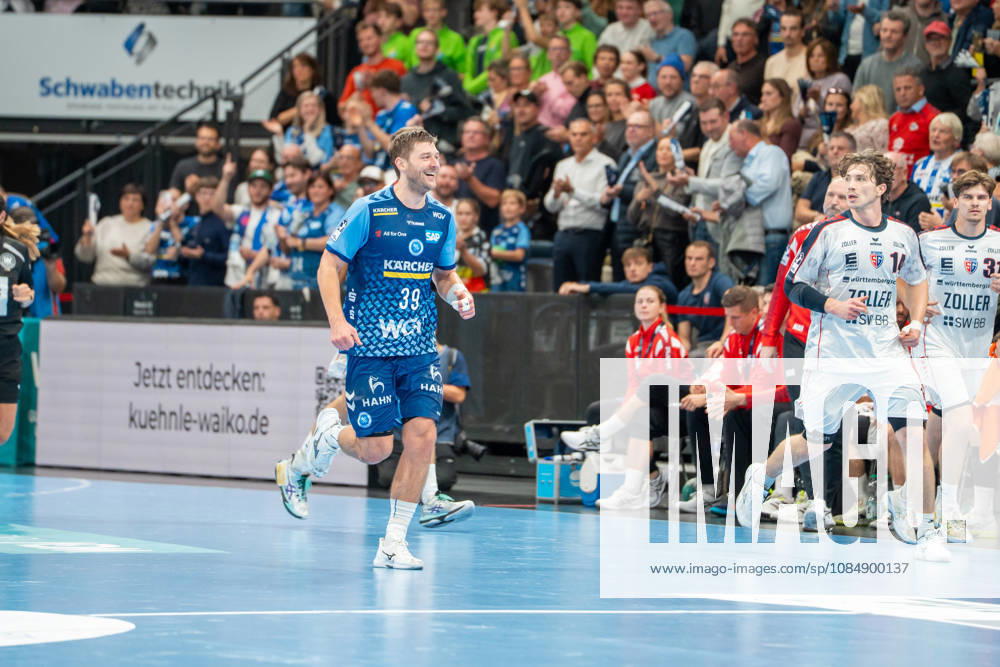 Handball I Men I 2026–2027 Season I Bundesliga I Matchday 10 I TVB Stuttgart vs. SG BBM Bietigheim I October 22, 2026 Malte Donker 39, TVB Stuttgart celebrates and laughs Stuttgart Porsche Arena Baden-Württemberg Germany