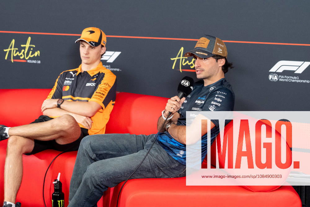 AUSTIN, UNITED STATES, OCT 22: Oscar Piastri of Australia and McLaren Mastercard Formula 1 Team (L) and Carlos Sainz Jr of Spain and Atlassian Williams F1 Team (R) in the Drivers press conference, PK, Pressekonferenz during previews ahead of the F1 Grand Prix of United States at Circuit of The Americas on October 22, 2026 in Austin, Texas (photo by Richard Callis SPP)