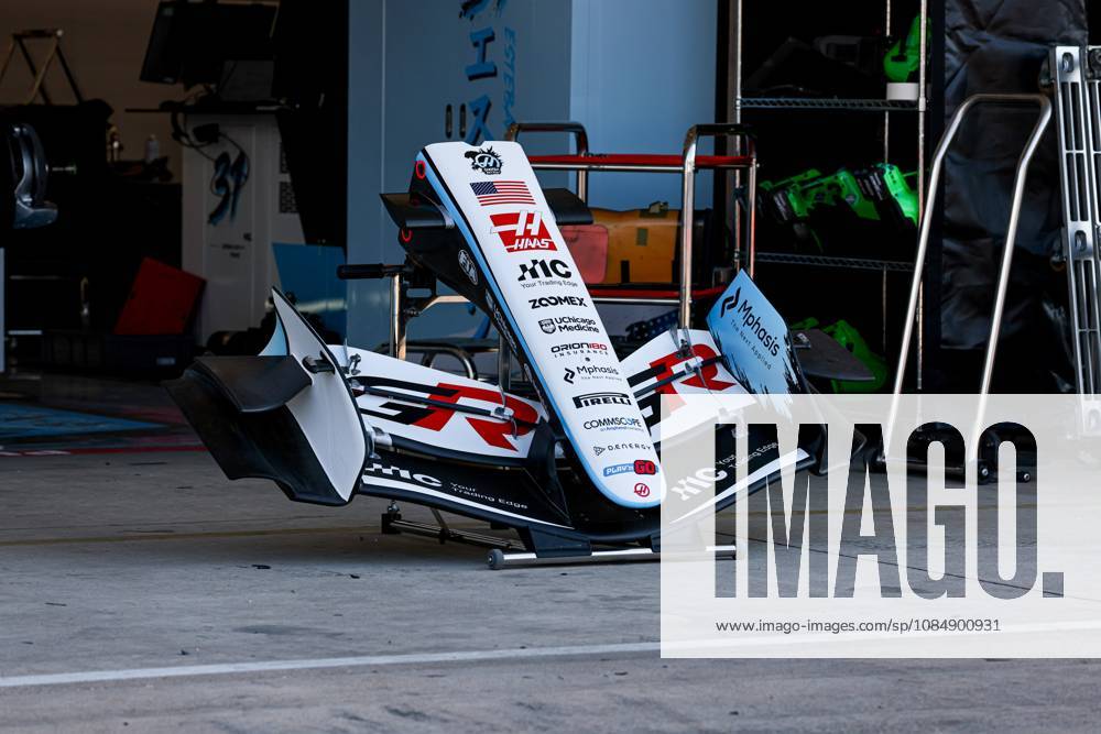 Front wing the (41) Visa Cash App RB F1 Team VCARB 02 Red Bull Ford during United States Grand Prix - Austin - Thursday - Media Day at Circuit of the Americas (COTA) in Austin. Italy Sports - October 22, 2026 - ZUMAm313 20261022_zsp_m313_010