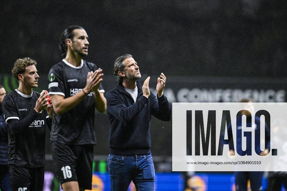 Rik De Mil, head coach of KAA Gent looks dejected after losing a soccer game between Portuguese SC Braga and Belgian soccer team KAA Gent, Thursday 22 October 2026 in Braga, Portugal, the second match in the UEFA Conference League league phase. TOM GOYVAERTS TomxGoyvaerts x190702587x