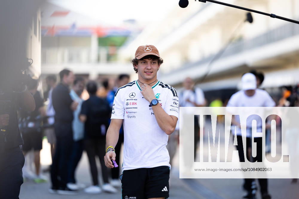 F1 - UNITED STATES GRAND PRIX 2026 KIMI ANTONELLI Andrea (ita), Mercedes AMG F1 Team W16, portrait during the 2026 Formula 1 United States Grand Prix, 18th round of the 2026 Formula One World Championship, WM, Weltmeisterschaft from October 23 to 25, 2026 on the Circuit of the America, in Austin, Texas, United States of America - AustinUnited States