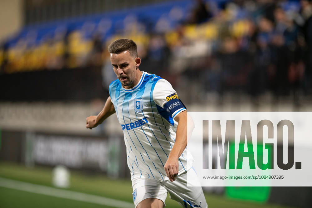 Inter Club Escaldes v Universitatae Craiova - UEFA Conference League Nicusor Bancu, player number 11 of Universitatea Craiova, is in action during the UEFA Conference League match between Inter Club d Escaldes and Universitatea Craiova at New FAF Stadium in Encamp, Andorra, on October 22, 2026. Encamp Andorra Andorra