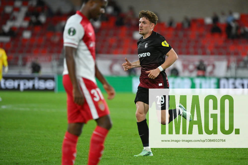 Philipp Treu (SC Freiburg) - UEFA Conference League match between AS Monaco and SC Freiburg on October 22, 2026 at the Louis II Stadium in Monaco.