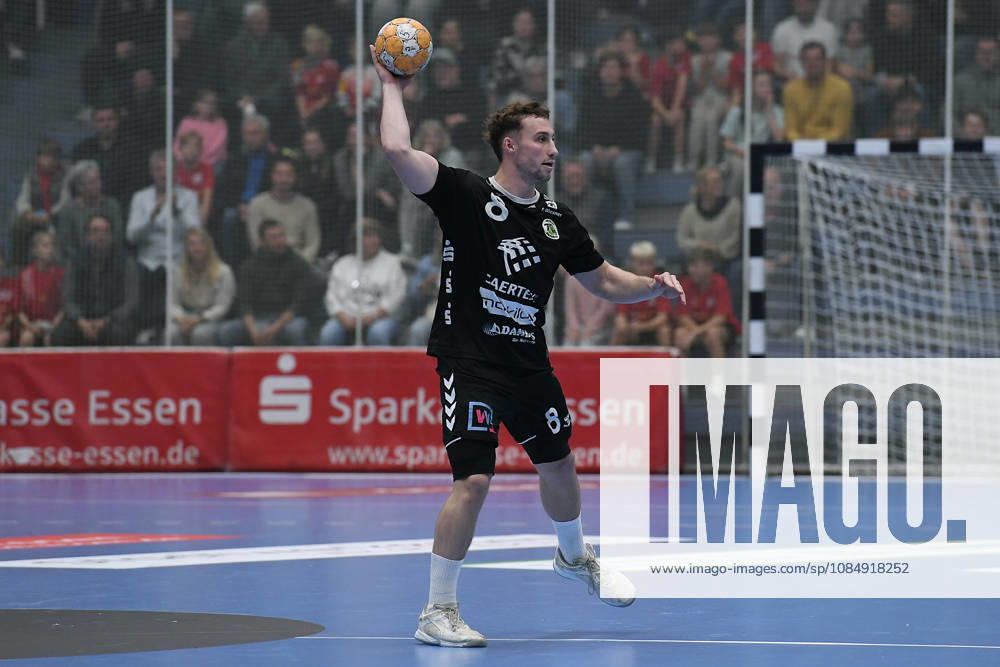 2nd Handball Bundesliga, Matchday 8: TuSEM Essen vs. TV Emsdetten on October 19, 2026, at Sportpark Am Hallo in Essen; Bjarne Budelmann, Emsdetten xRx
