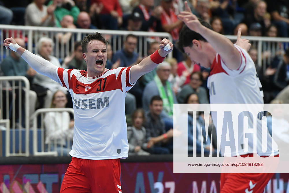 Handball Bundesliga, Matchday 8: TuSEM Essen vs. TV Emsdetten on October 19, 2026, at Sportpark Am Hallo in Essen; Max Neuhaus of Essen celebrates xRx