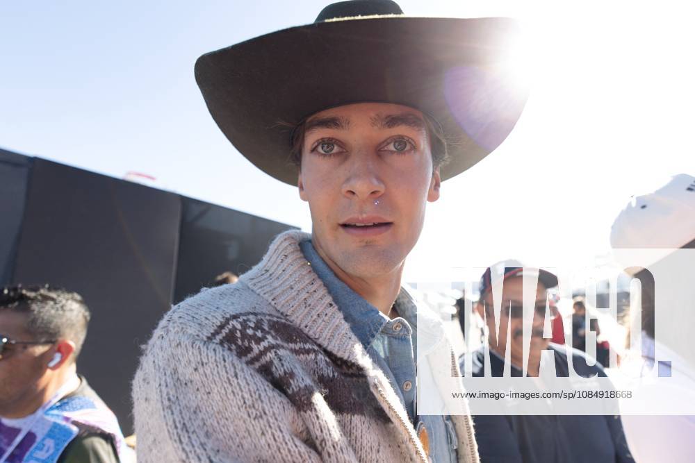 23rd October 2026; Circuit of the Americas, Austin, United States; Formula 1, United States Grand Prix, Free Practice Day; George Russell (63) of Great Britain and Mercedes-AMG PETRONAS Formula One Team enters the paddock BobxKupbens