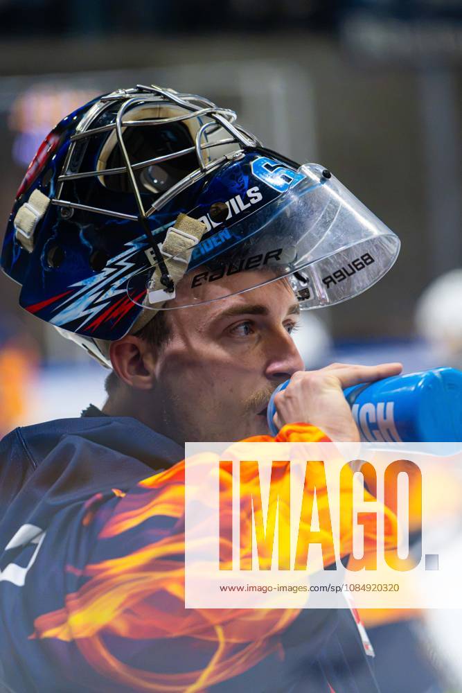Kassel, Germany, October 22, 2026; DEL2 2026–2027, Game 11: Kassel Huskies vs. Blue Devils Weiden. Pictured: Goaltender Patrik Mühlberger (BDW) drinking during the warm-up at Probonio Arena in Hesse.